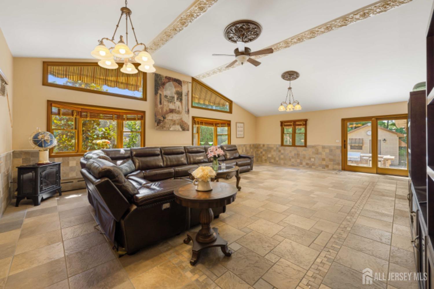 149 Sherwood Road Colonia, NJ 07067 - Photo 11 of 67 Gallery Image 11