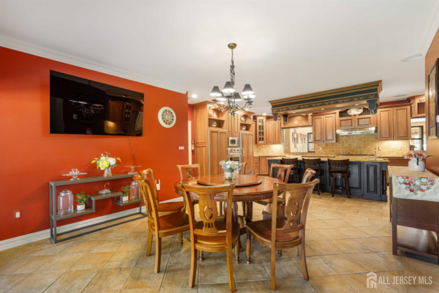 149 Sherwood Road Colonia, NJ 07067 - Photo 16 of 67 Gallery Image 16