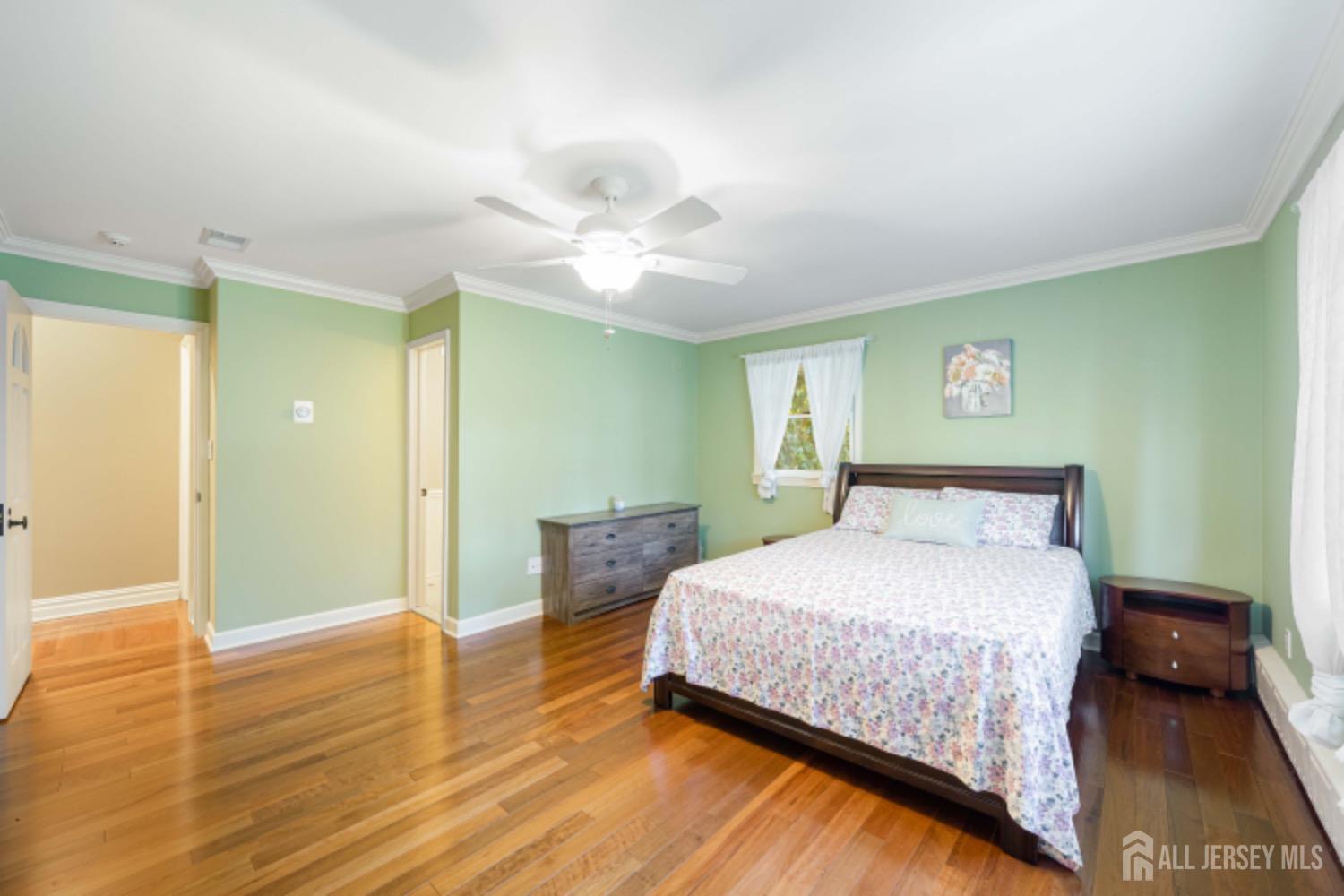149 Sherwood Road Colonia, NJ 07067 - Photo 23 of 67 Gallery Image 23