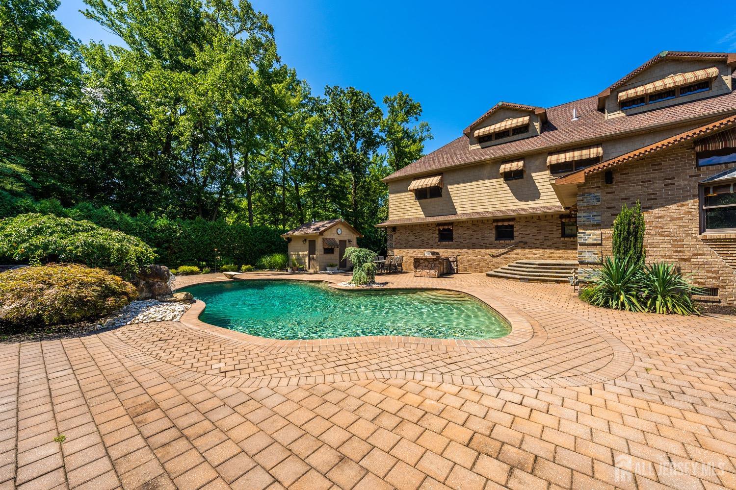 149 Sherwood Road Colonia, NJ 07067 - Photo 53 of 67 Gallery Image 53