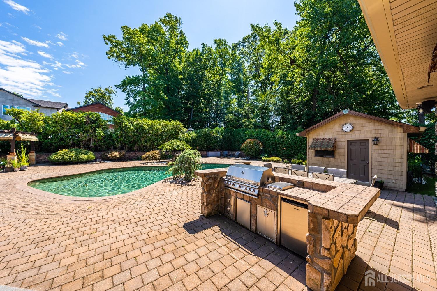 149 Sherwood Road Colonia, NJ 07067 - Photo 54 of 67 Gallery Image 54