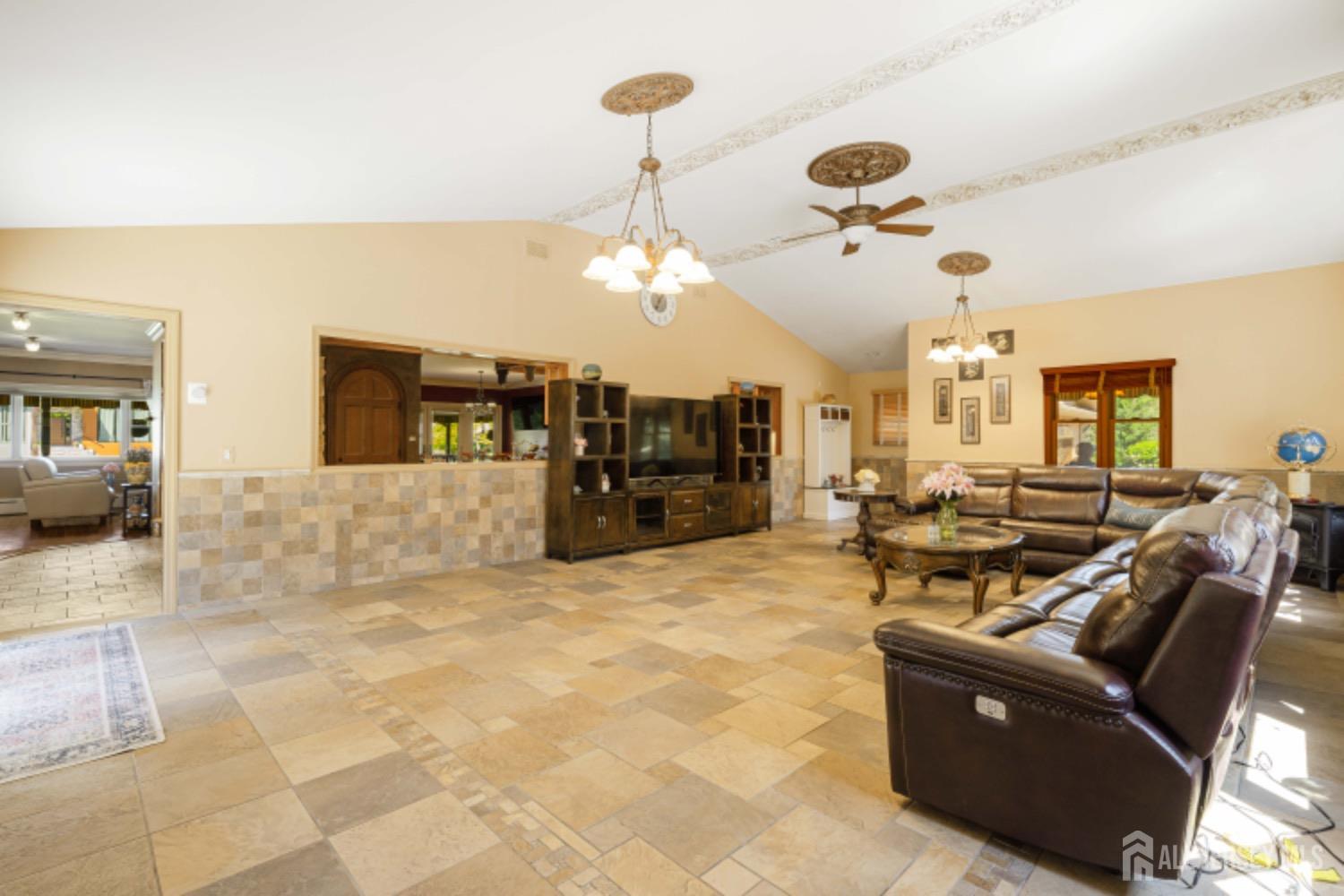 149 Sherwood Road Colonia, NJ 07067 - Photo 10 of 67 Gallery Image 10