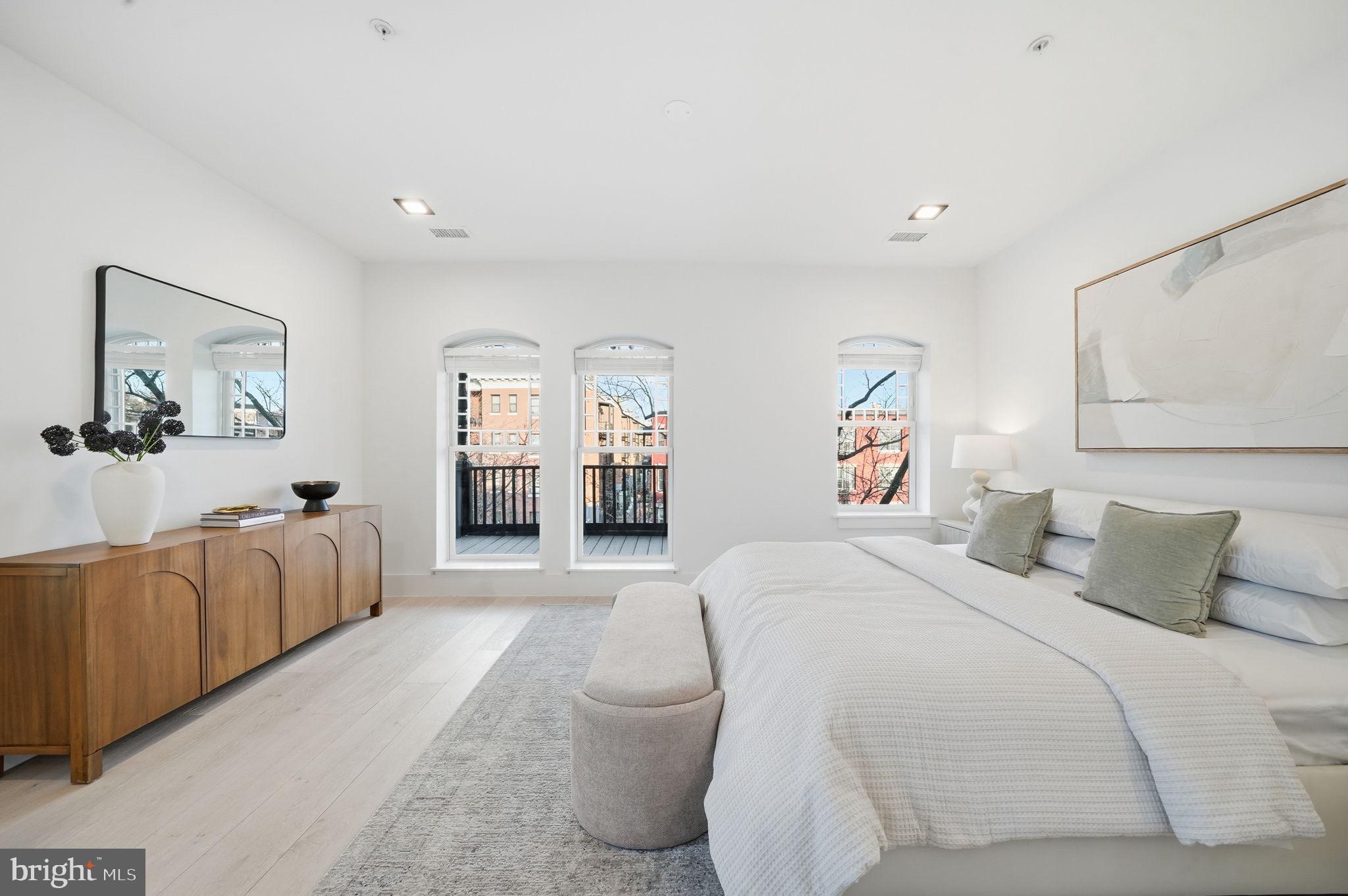 1628 15th Street Northwest Washington, DC 20009 - Photo 12 of 19