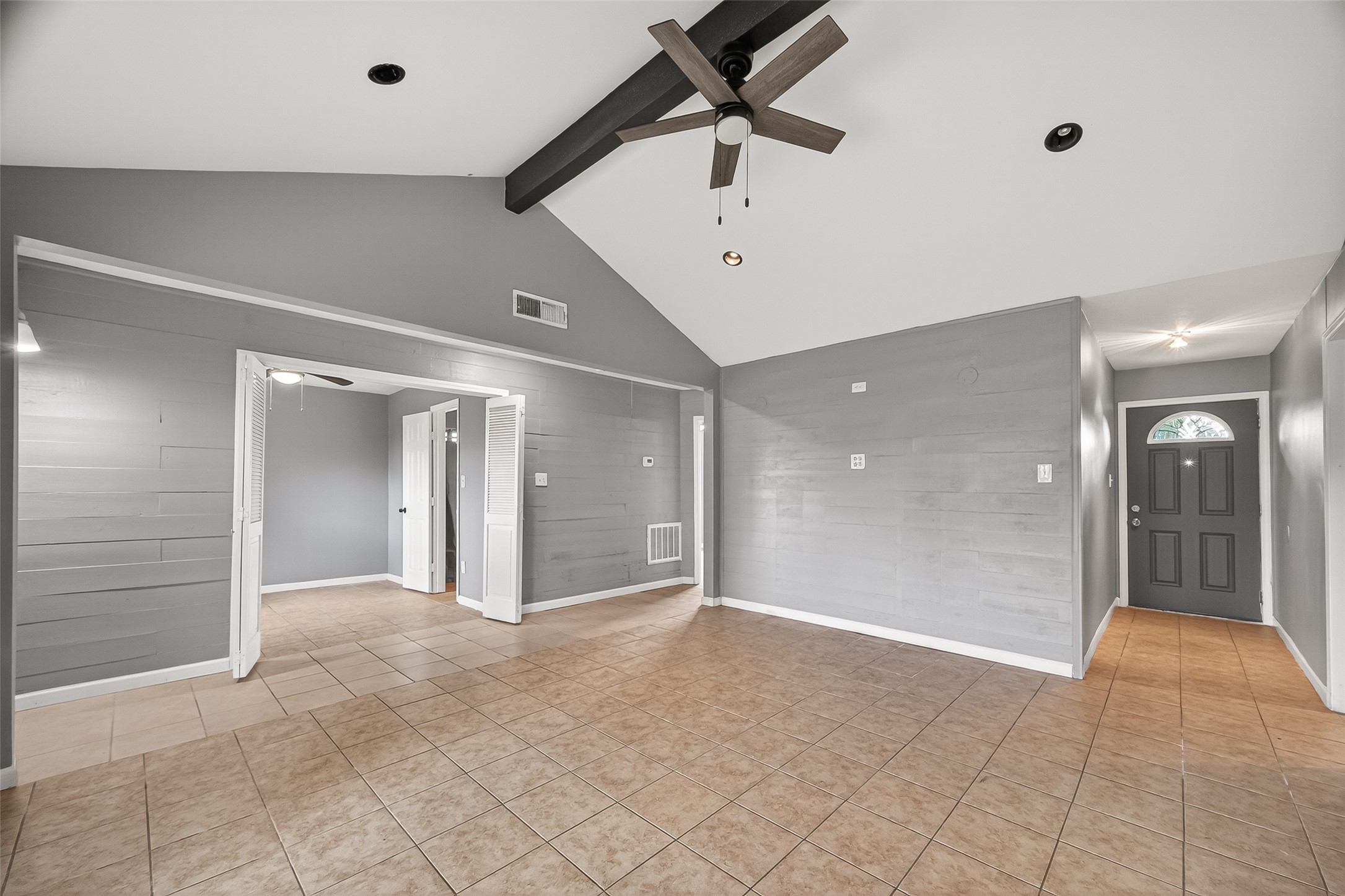 11927 Flushing Meadows Drive Houston, TX 77089 - Photo 7 of 36 a view of a hallway