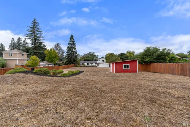 $1,885,000 | 1044 4th Avenue, Napa, CA 94559