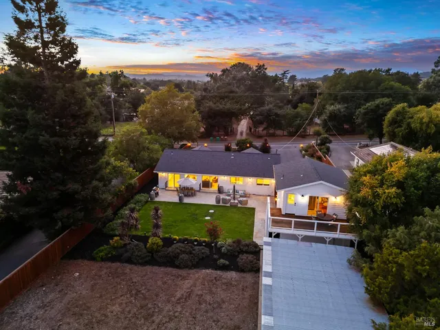$1,885,000 | 1044 4th Avenue, Napa, CA 94559