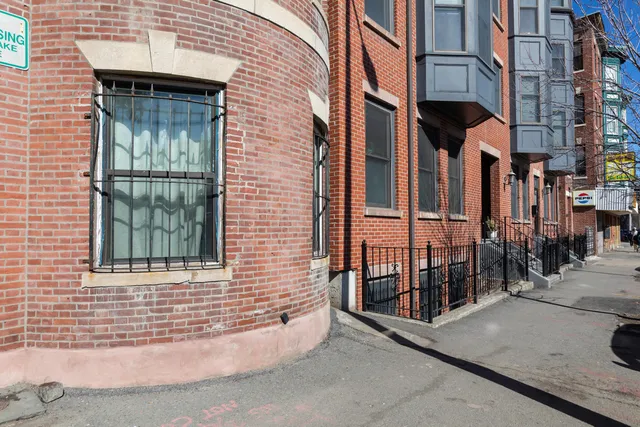 a view of entrance of the house