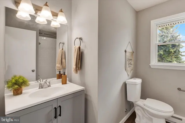 $419,995 | 1227 Lebanon Road, Manheim, PA 17545