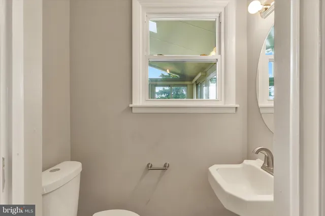 $419,995 | 1227 Lebanon Road, Manheim, PA 17545