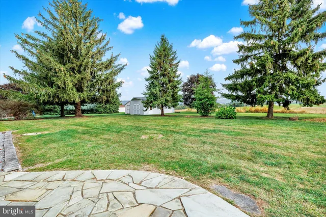 $419,995 | 1227 Lebanon Road, Manheim, PA 17545