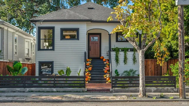 $1,499,000 | 431 Brown Street, Napa, CA 94559
