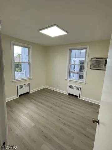 $899,000 | 8 Fairview Avenue, Secaucus, NJ 07094