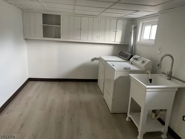 $899,000 | 8 Fairview Avenue, Secaucus, NJ 07094