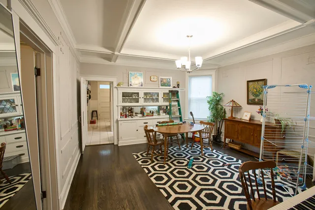 $839,000 | 3322 West Wilson Avenue, Chicago, IL 60625