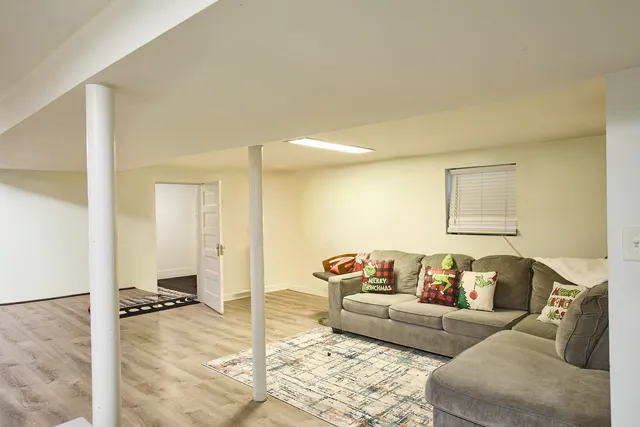 $839,000 | 3322 West Wilson Avenue, Chicago, IL 60625