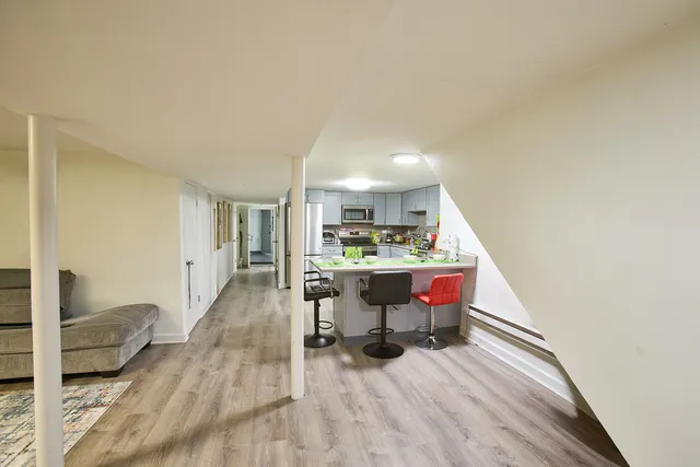 $839,000 | 3322 West Wilson Avenue, Chicago, IL 60625