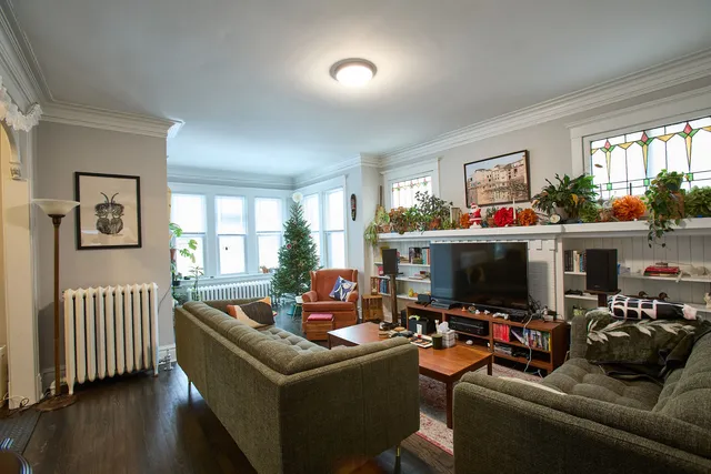 $839,000 | 3322 West Wilson Avenue, Chicago, IL 60625