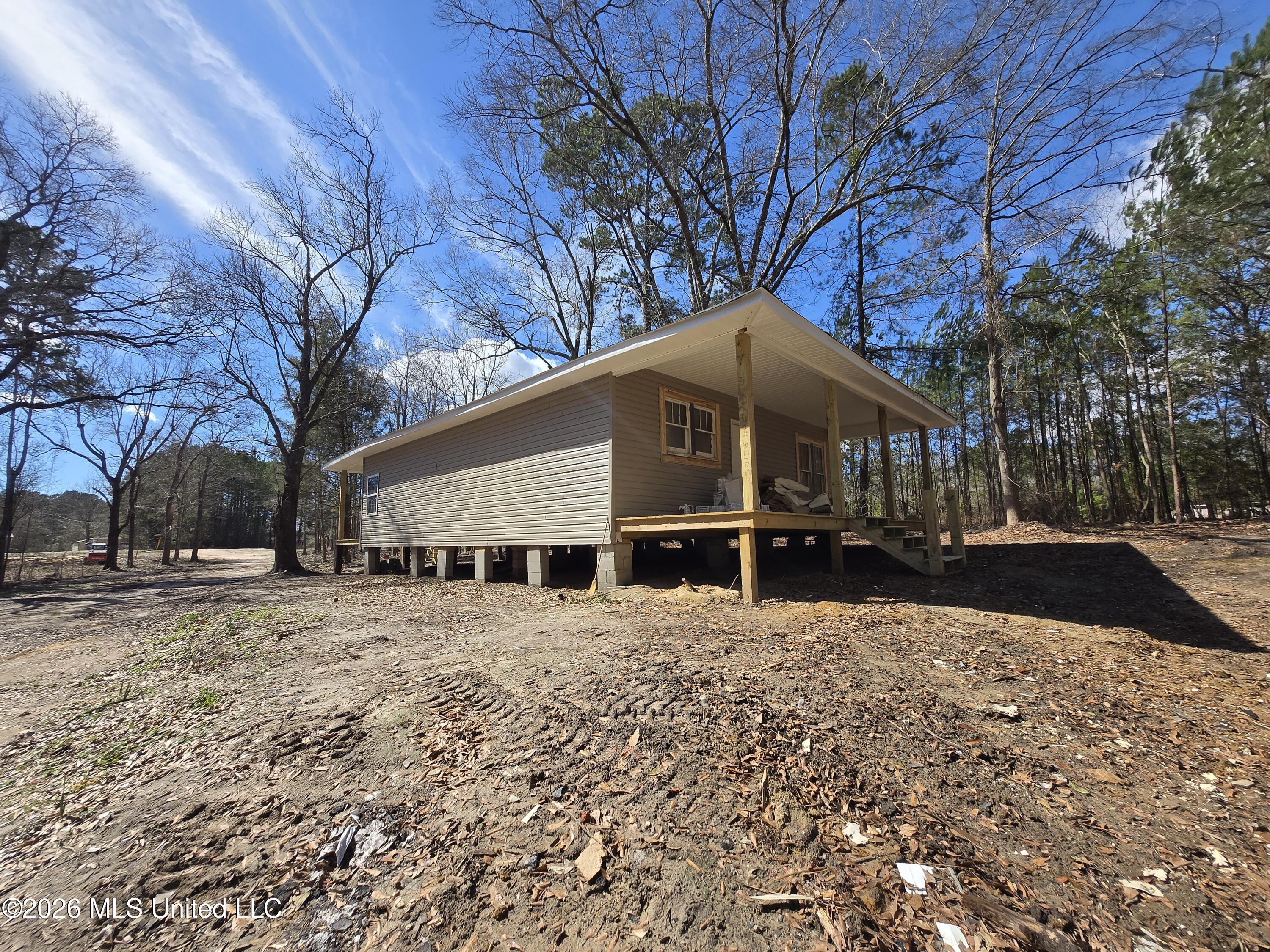 34 Leo Eaves Road Picayune, MS 39466 - Photo 3 of 19 Rear Right View
