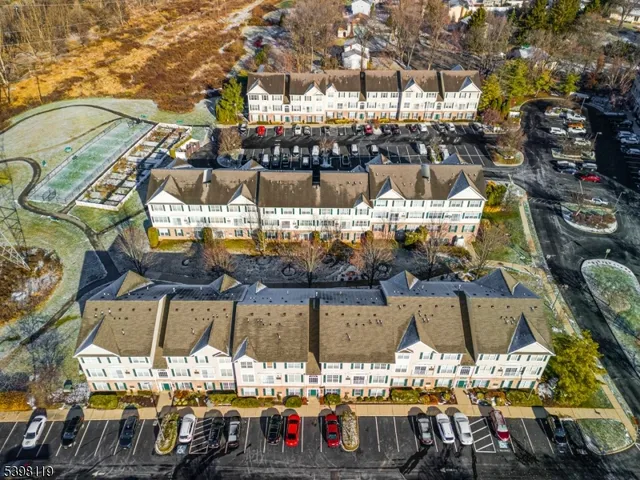 $2,100 | 225 Windmill Court, Phillipsburg, NJ 08865