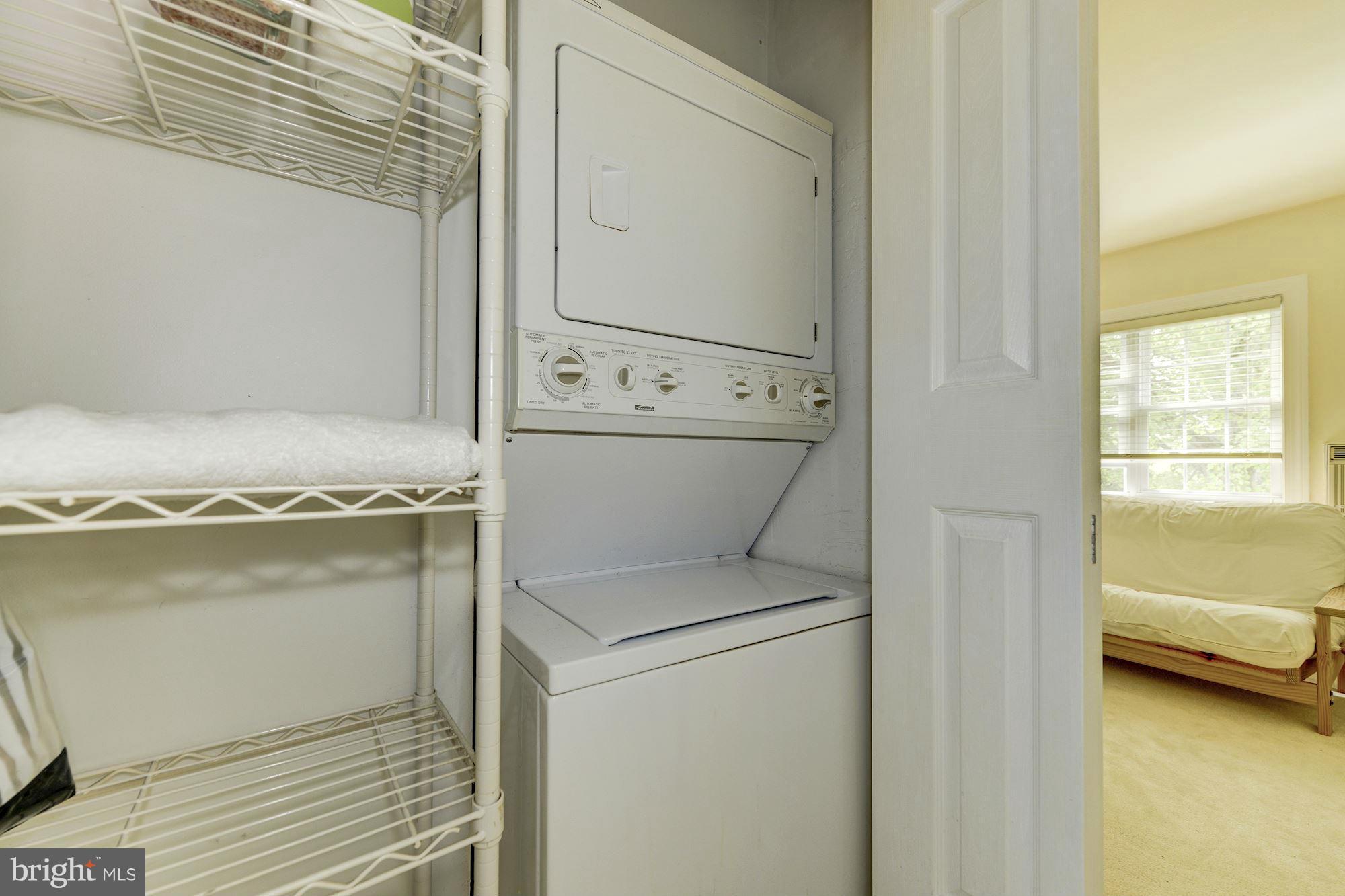 3136 Wellington Road, Unit 3136 Alexandria, VA 22302 - Photo 14 of 18 Bath