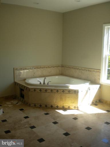 6508 Elmdale Road Alexandria, VA 22312 - Photo 12 of 23 Bath #1