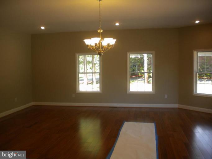 6508 Elmdale Road Alexandria, VA 22312 - Photo 13 of 23 Dining Area