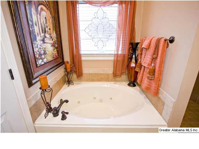 426 Ballantrae Road Pelham, AL 35124 - Photo 14 of 25