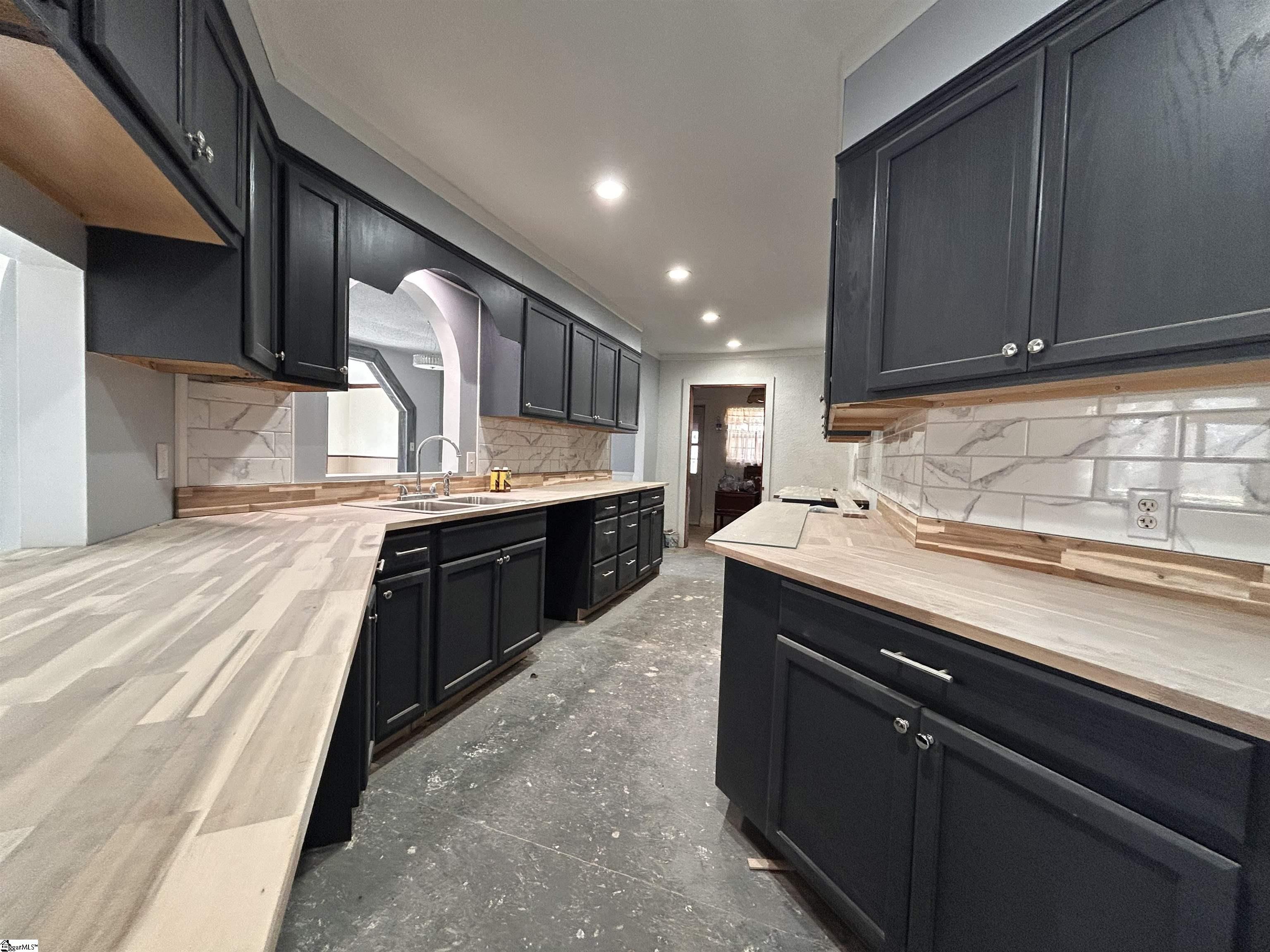 7443 Lisbon Road Mountville, SC 29370 - Photo 3 of 20 Gallery Image 3