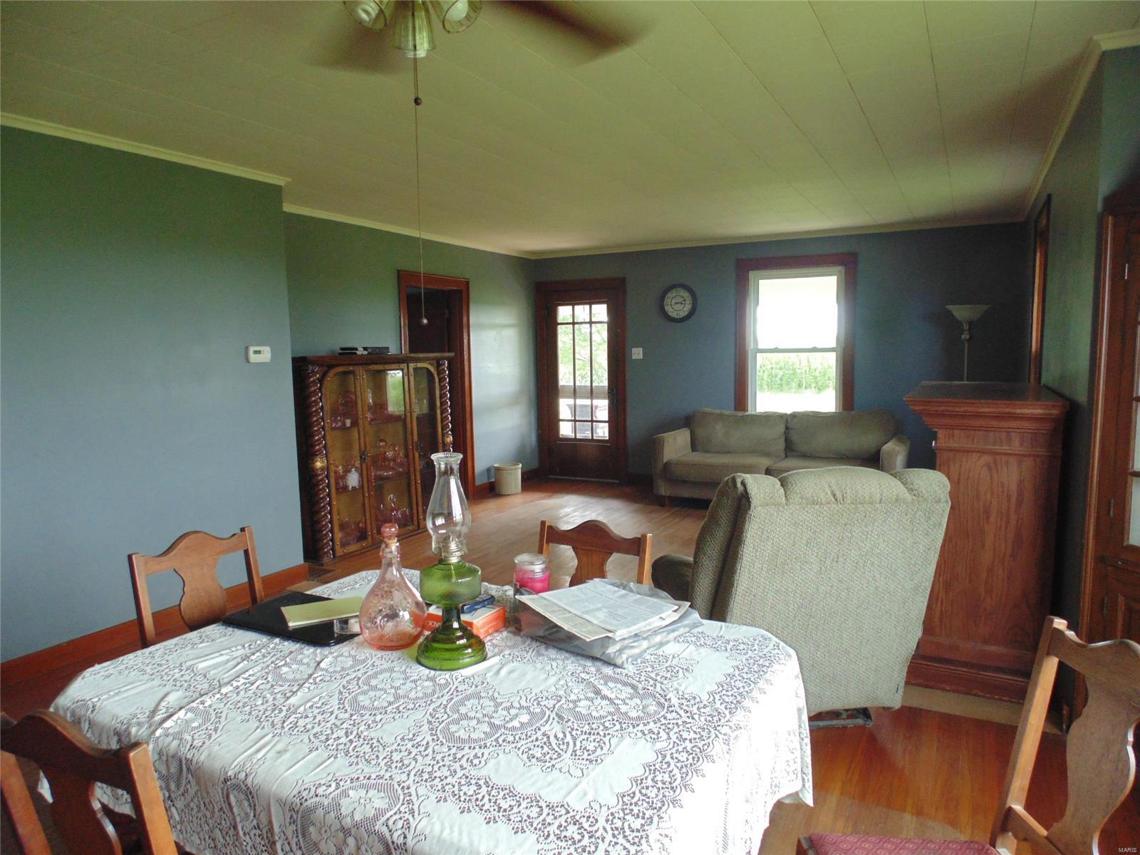 14272 West County Line Road Litchfield, IL 62056 - Photo 14 of 40 Gallery Image 14