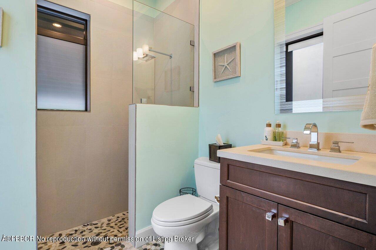 235 Edmor Road West Palm Beach, FL 33405 - Photo 20 of 54 20. Bathroom downstairs
