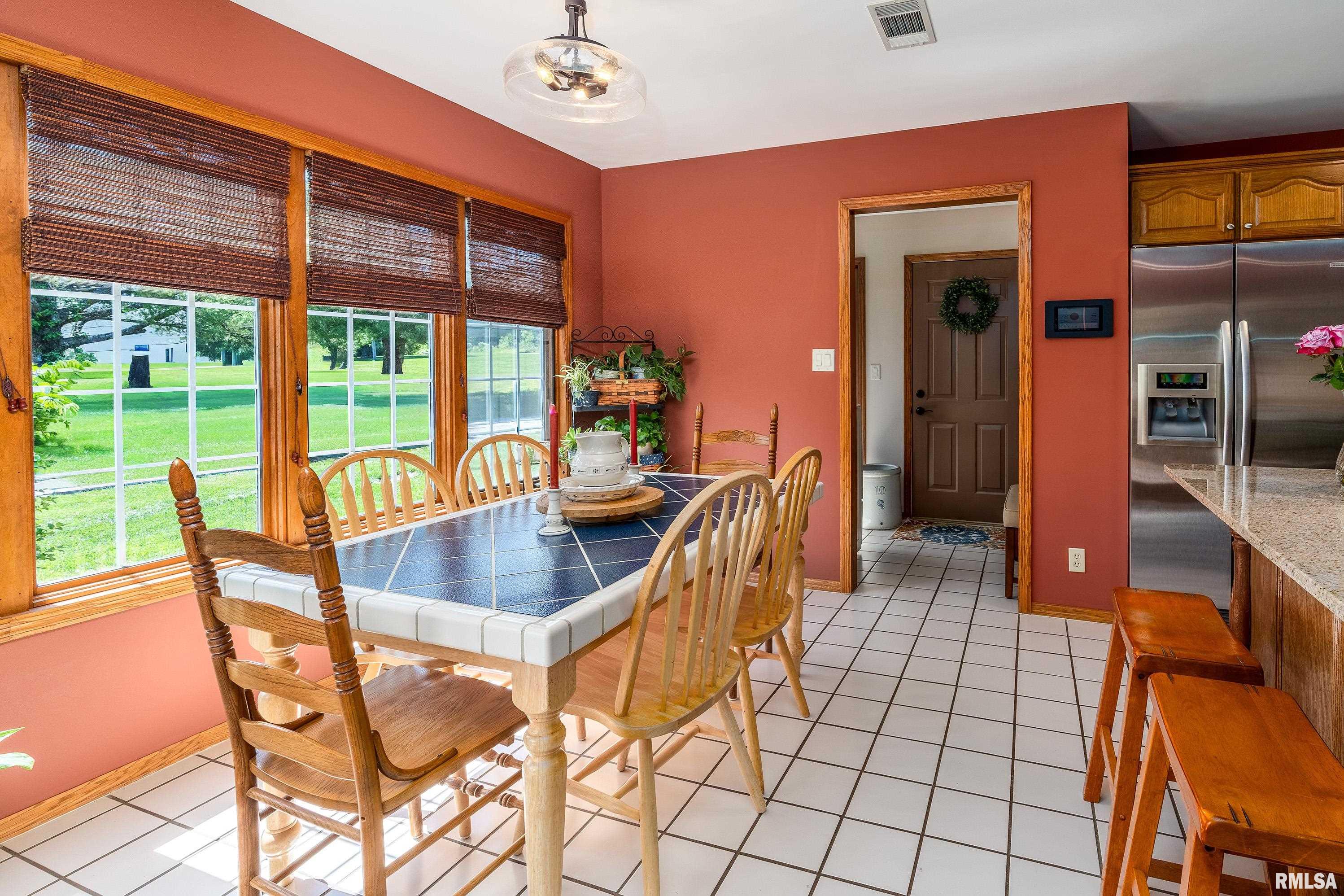 116 Amethyst Road Murphysboro, IL 62966 - Photo 10 of 35