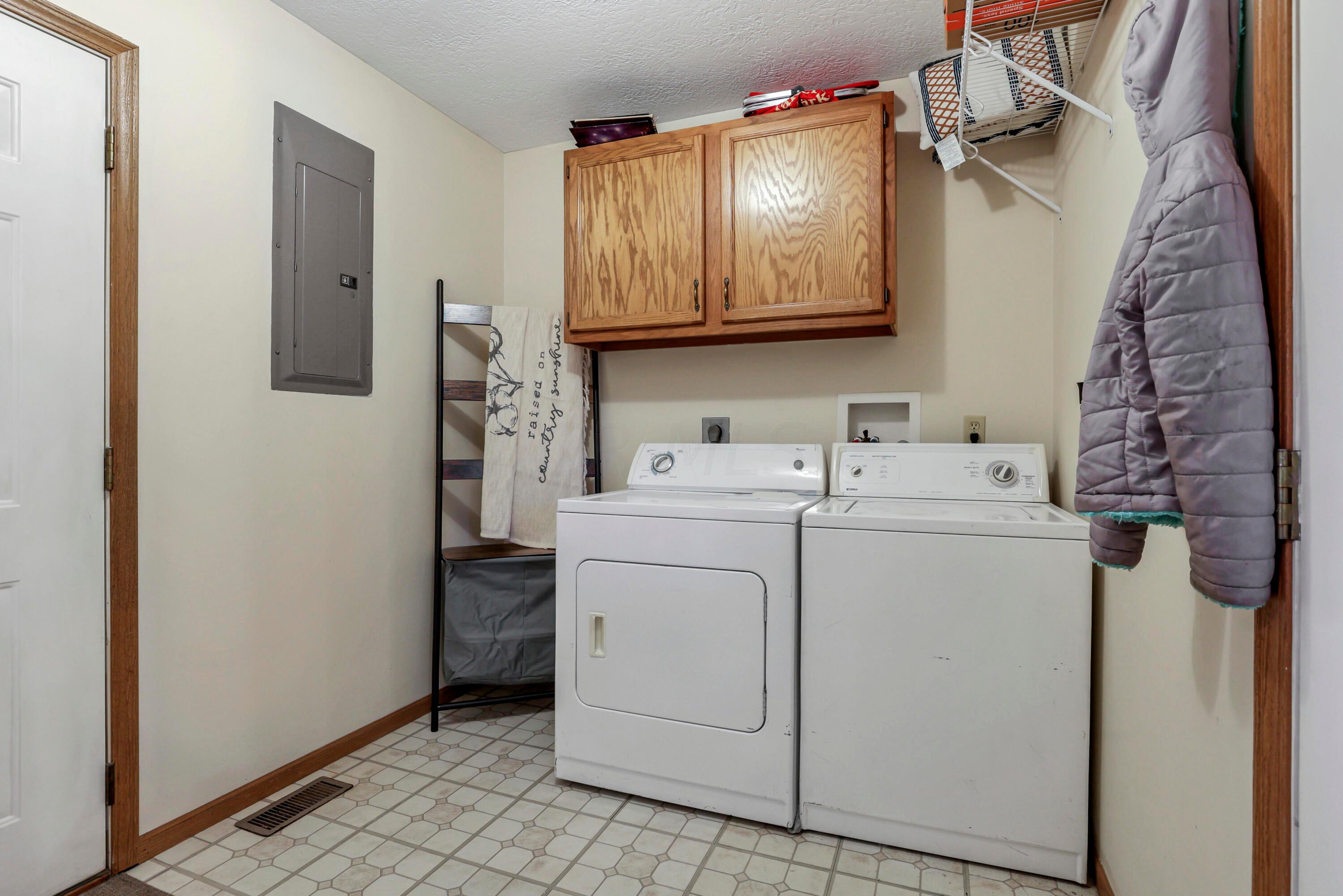 7601 Crooks Road Southwest Lancaster, OH 43130 - Photo 10 of 24 0N4A5667