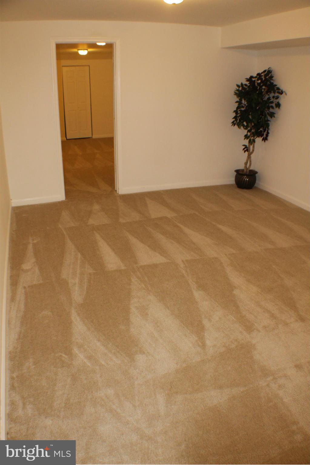 105 Summit Hall Road Gaithersburg, MD 20877 - Photo 27 of 30 Basement