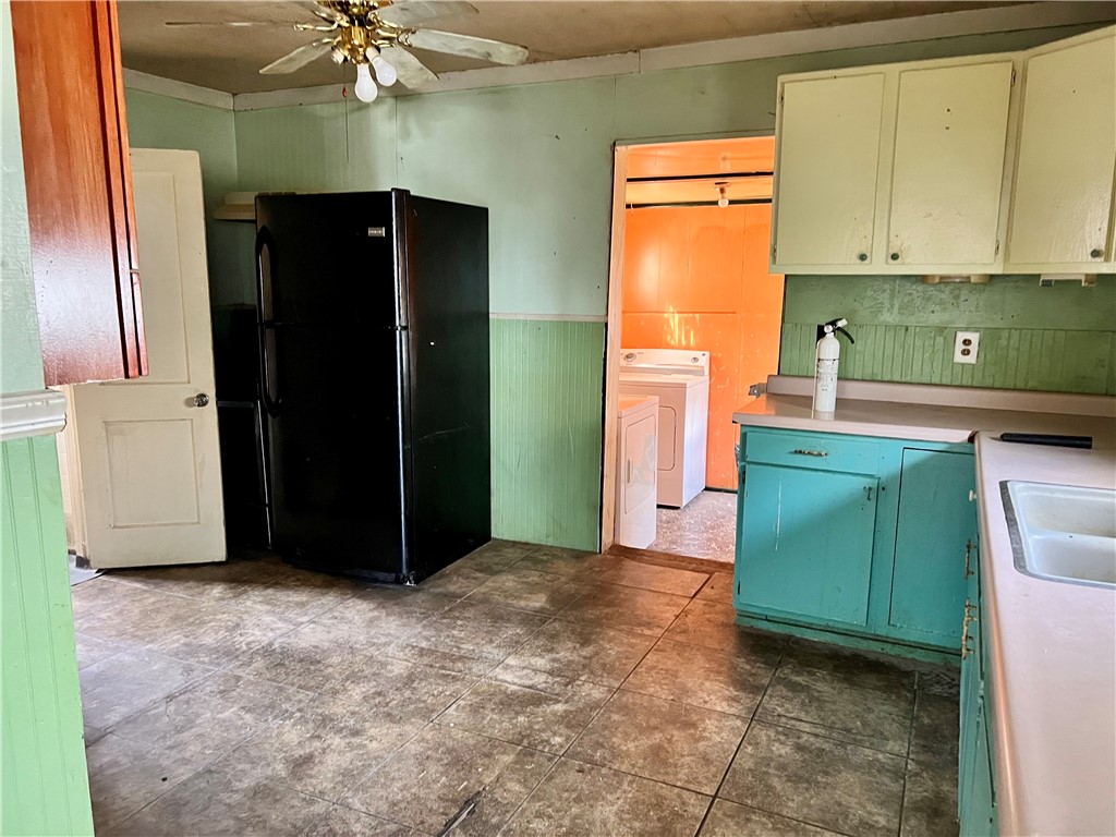 710 East Main Street Hoopeston, IL 60942 - Photo 8 of 25