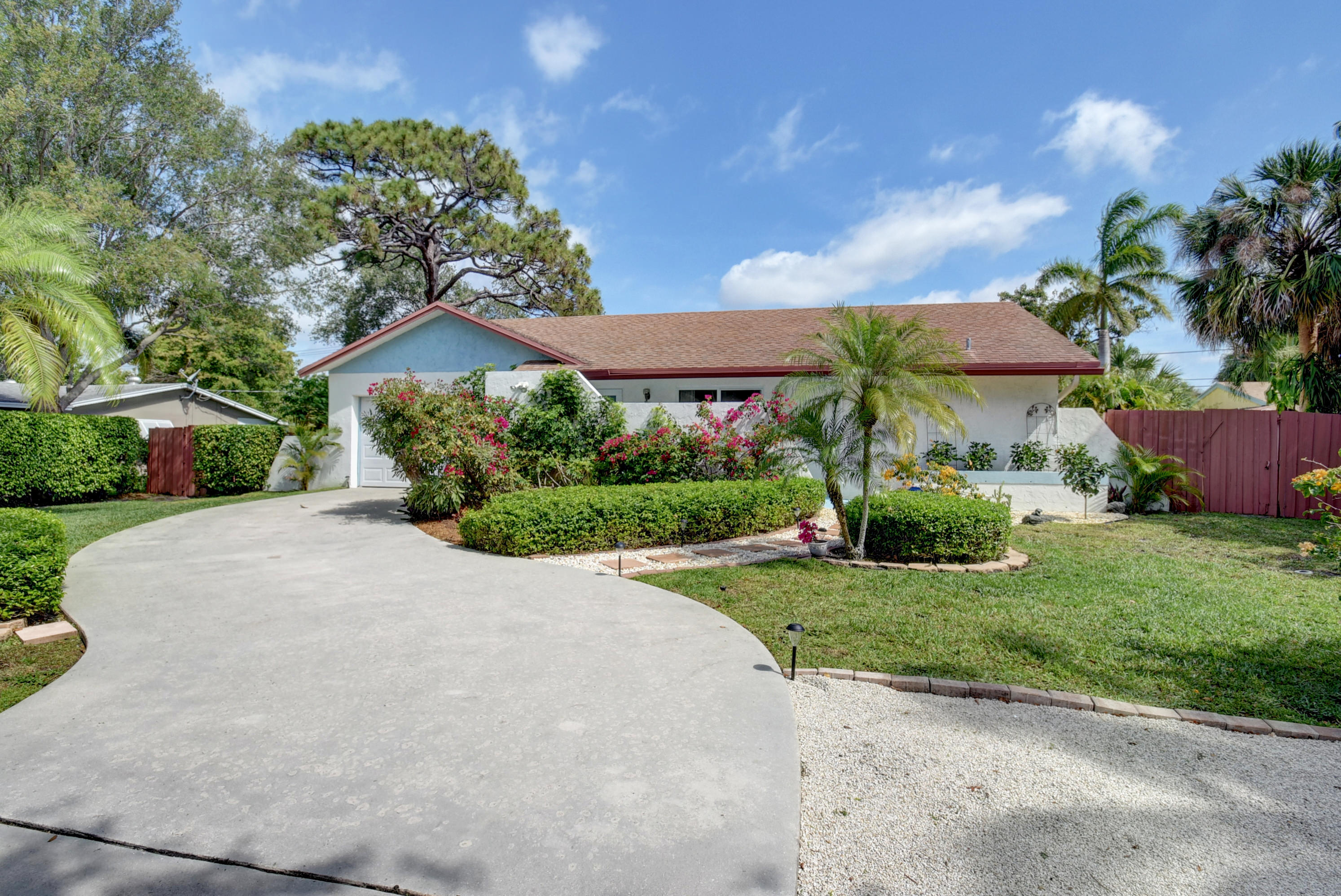 1113 Southwest 17th Street Boca Raton, FL 33486 - Photo 3 of 41 Great Home!