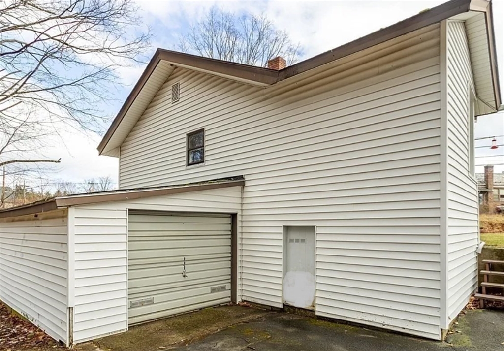 53 Lake Ellis Road Athol, MA 01331 - Photo 12 of 17