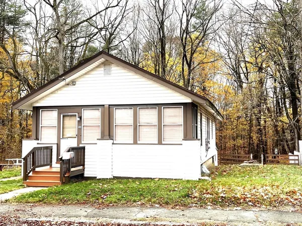 $299,900 | 53 Lake Ellis Road, Athol, MA 01331