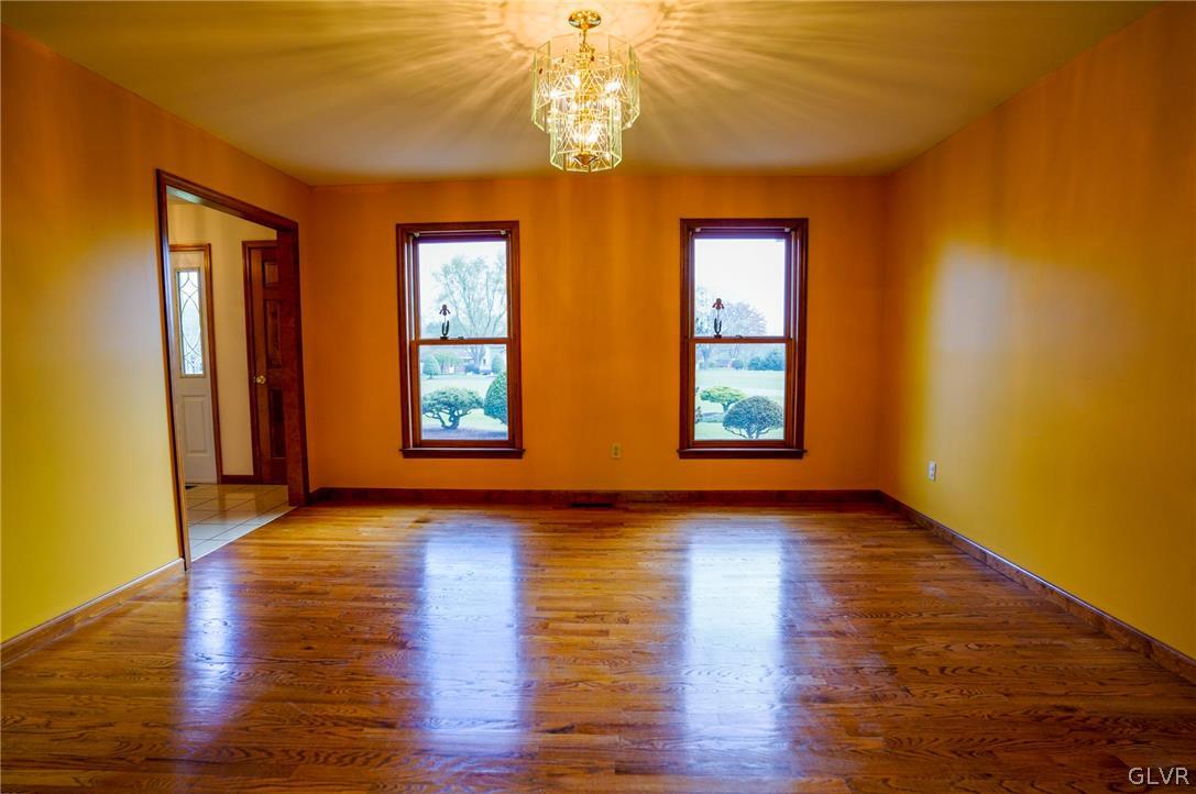 685 Williams Road Nazareth, PA 18064 - Photo 18 of 45 a view of room with wooden floor and fan