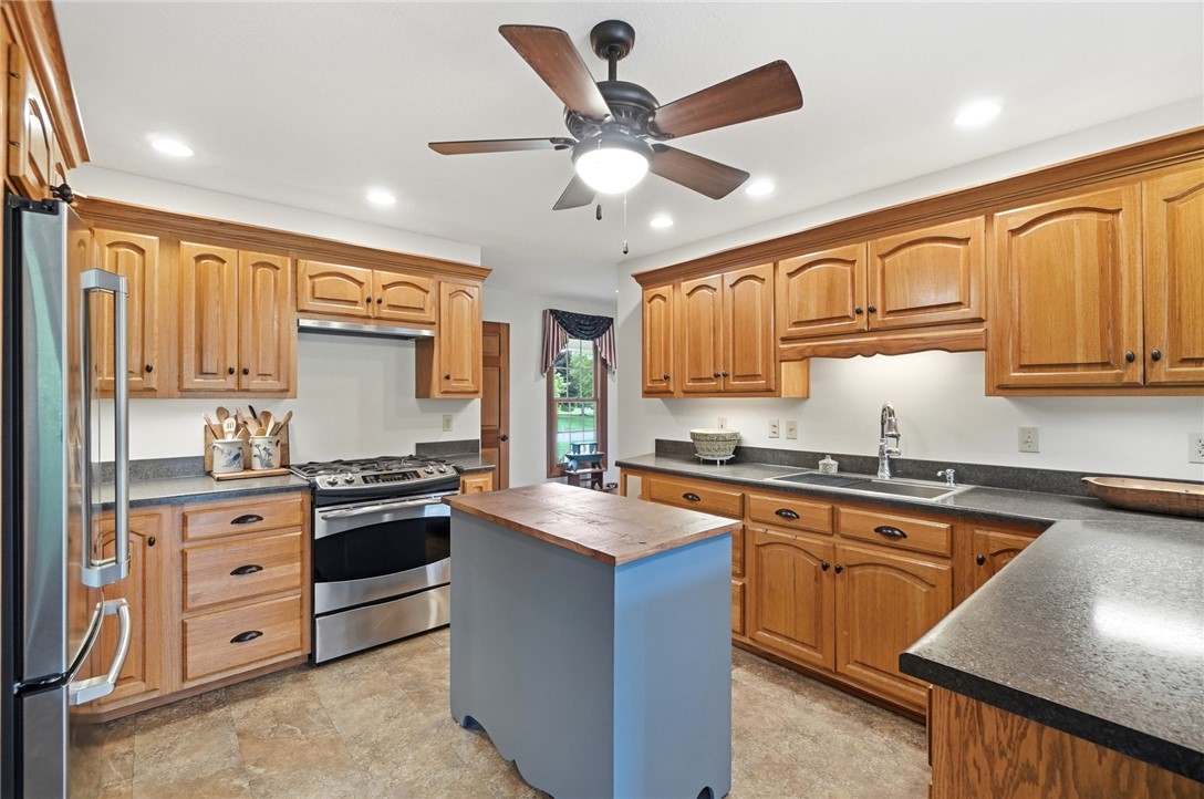 656 Gardenview Circle Lima, OH 45801 - Photo 10 of 43