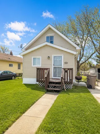 $1,100 | 455 Irwin Avenue, Pontiac, MI 48341