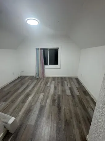 $1,100 | 455 Irwin Avenue, Pontiac, MI 48341