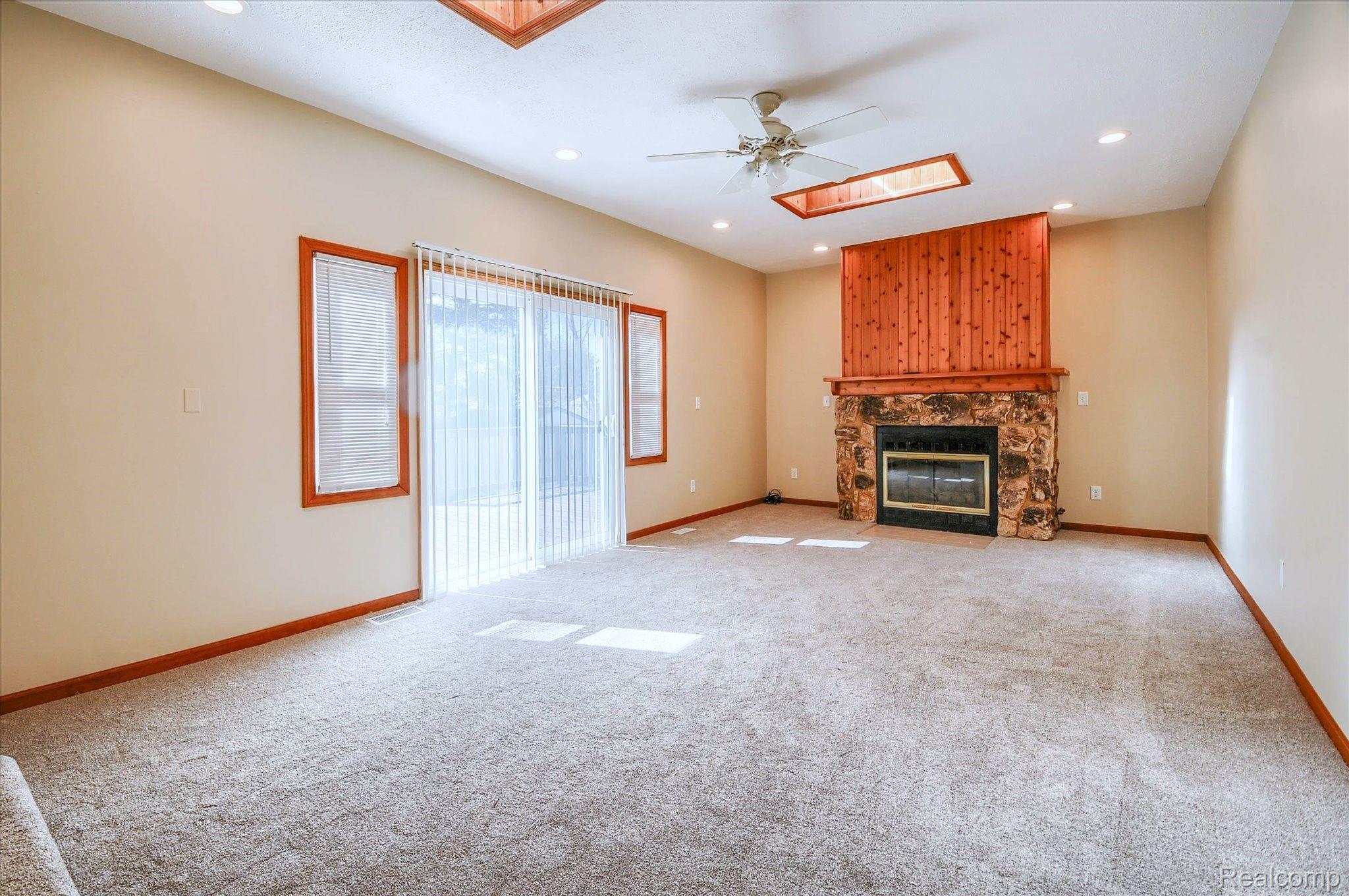 2988 Hadley Road Lapeer, MI 48446 - Photo 4 of 42 Gallery Image 4