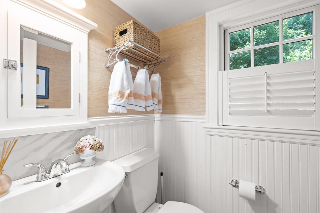 9 Berkeley Road Wellesley, MA 02482 - Photo 17 of 20