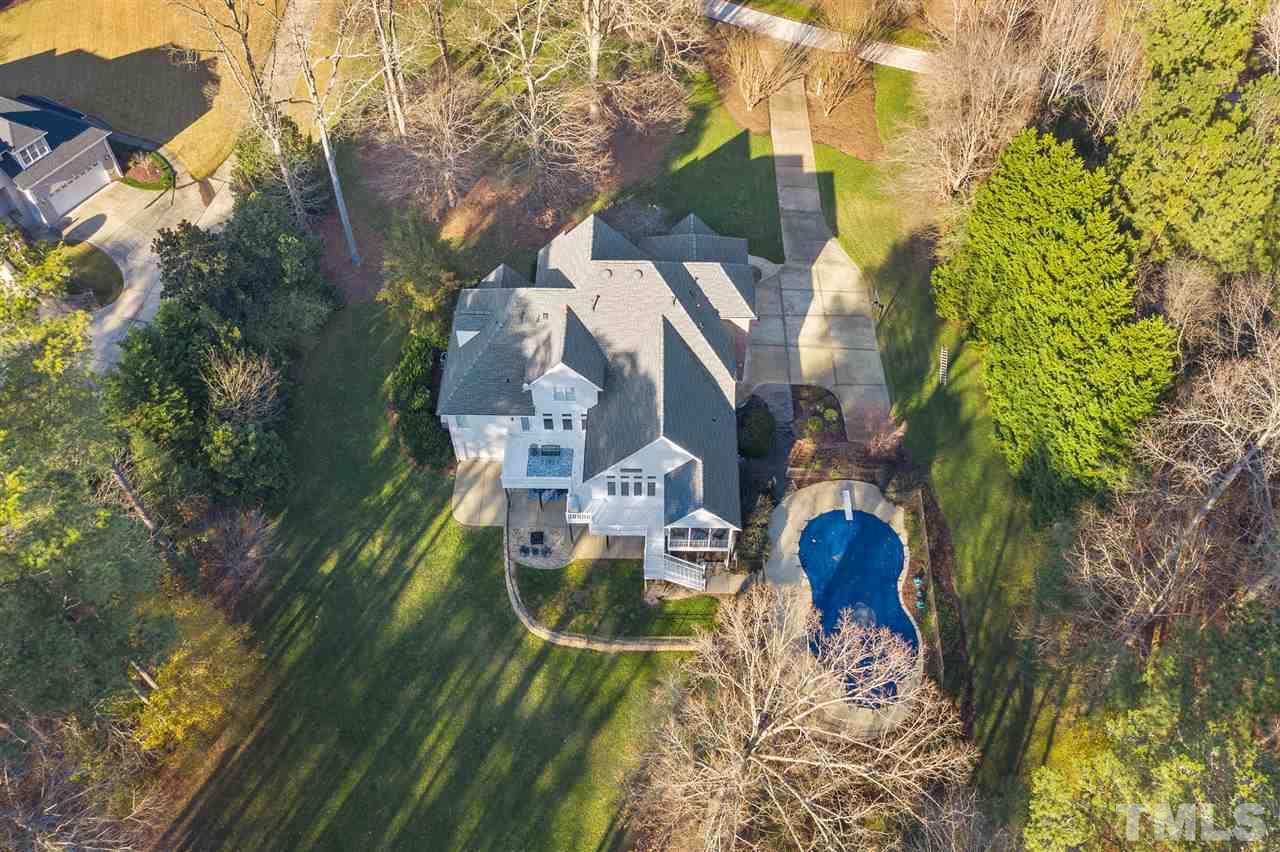 2832 Brenfield Drive Raleigh, NC 27606 - Photo 3 of 30 Gallery Image 3