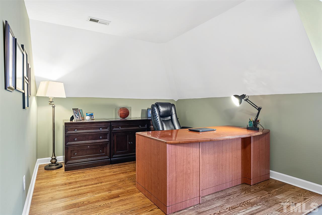 2832 Brenfield Drive Raleigh, NC 27606 - Photo 23 of 30 Gallery Image 23