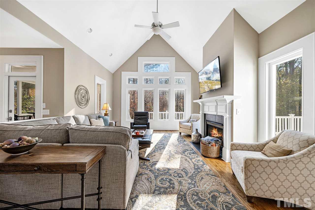 2832 Brenfield Drive Raleigh, NC 27606 - Photo 7 of 30 Gallery Image 7