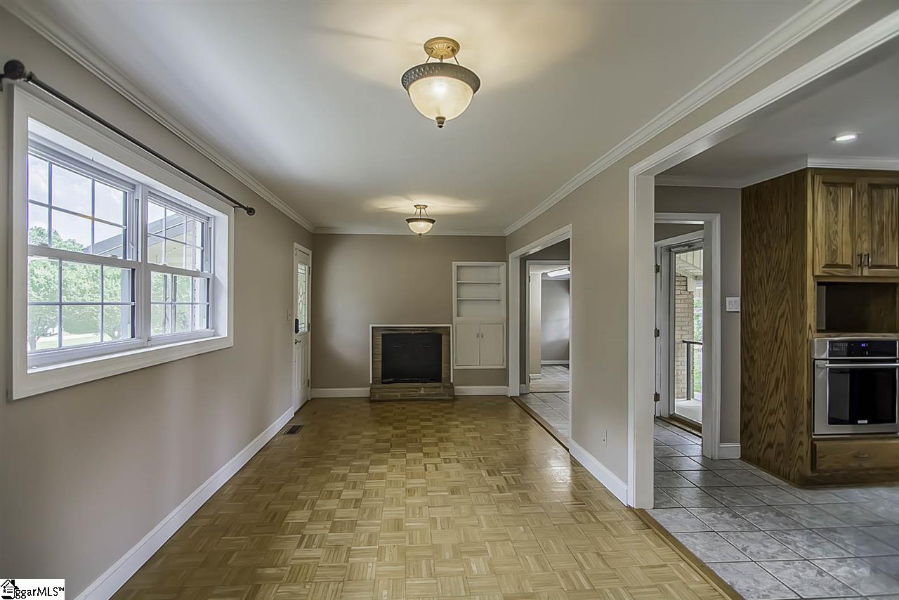 220 Holland Ford Road Pelzer, SC 29669 - Photo 8 of 33