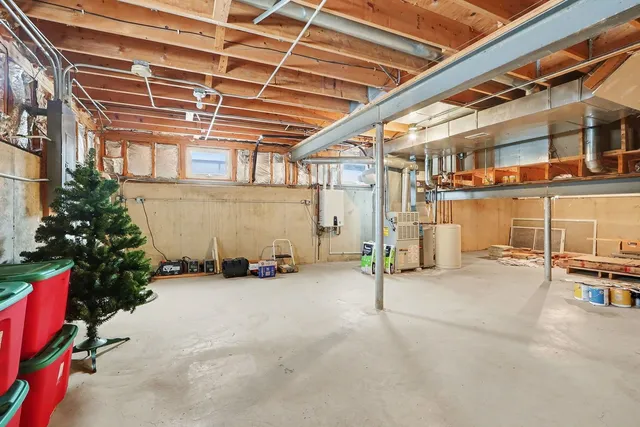 a view of a building with an outdoor space