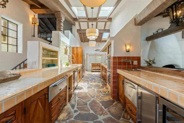 $28,000 | 1105 Stratford Court, Del Mar, CA 92014