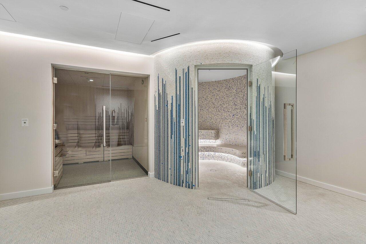 220 Southeast Mizner Boulevard, Unit 810 Boca Raton, FL 33432 - Photo 30 of 39 view of an empty room